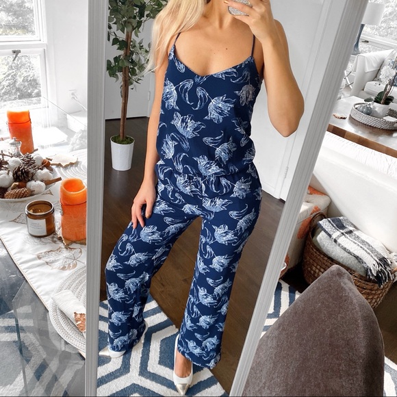 π NEXT DARK BLUE WHITE FLORAL JUMPSUIT! - Picture 2 of 14